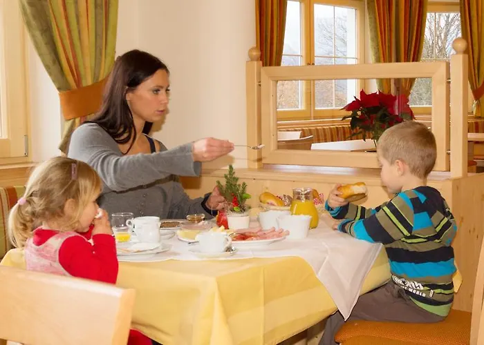ペンション シュティエールマルク シュラートミンク
